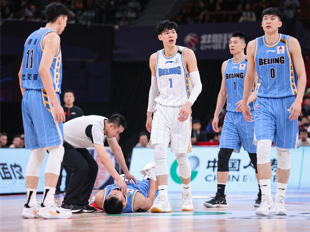 绝对核心的 绝对核心的